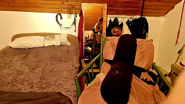 Hot Colettte online show from 02.23.25