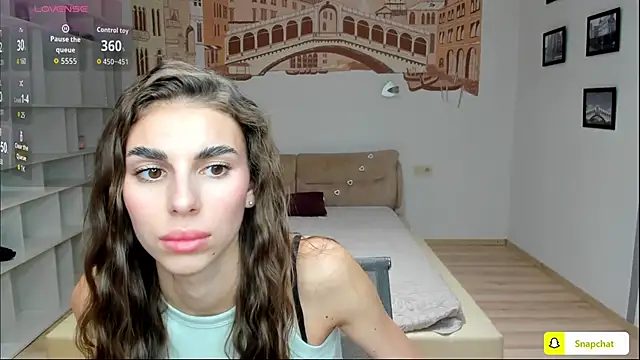 EmmyGreans online show from 10.09.25