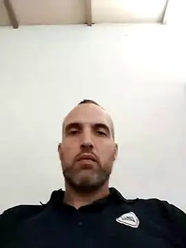 leon3875 online show from 01.07.25