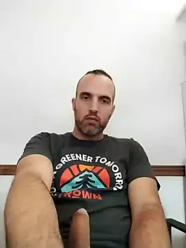 leon3875 online show from 01.08.25