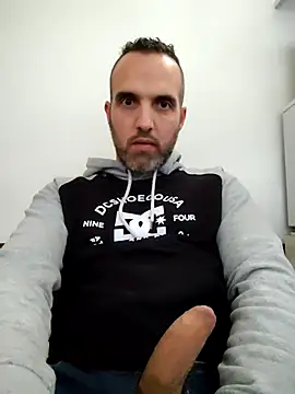 leon3875 online show from 09.09.25