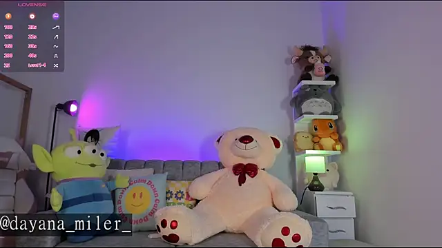  dayana miler online show from 06.05.26