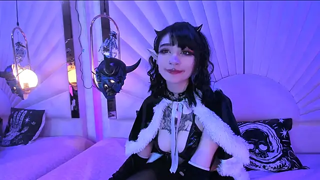 zephirahabney online show from 12.22.24