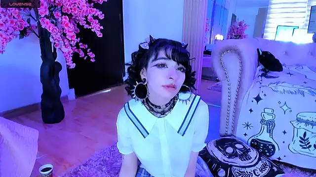 zephirahabney online show from 02.03.25