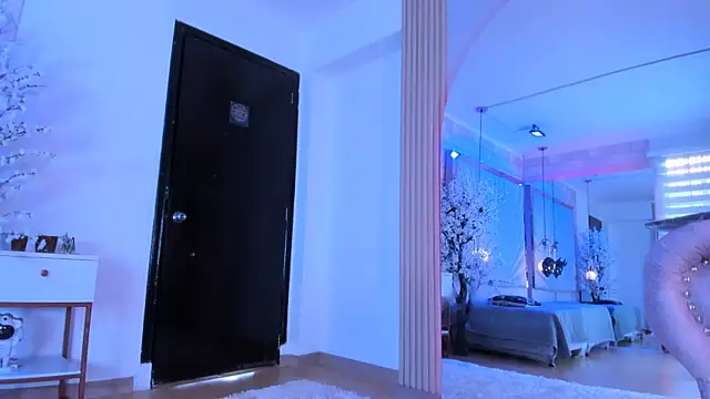 zephirahabney online show from 02.10.25