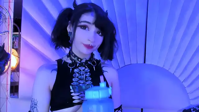 zephirahabney online show from 02.11.25