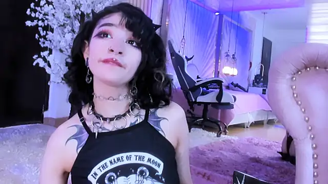 zephirahabney online show from 02.17.25