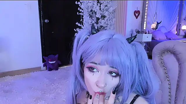 zephirahabney online show from 02.28.25