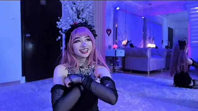 zephirahabney online show from 03.06.25