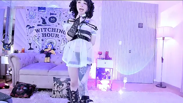 zephirahabney online show from 10.12.25