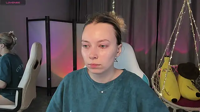 TiffanyBatson online show from 02.13.25