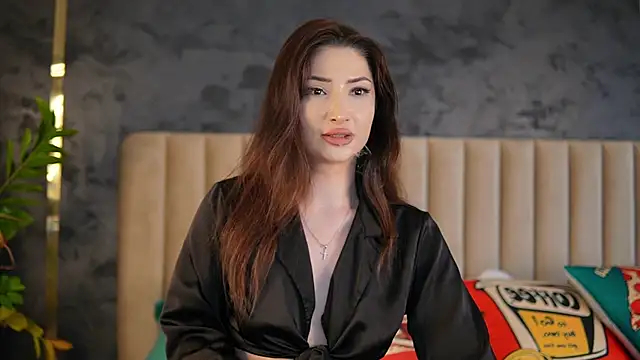 Snapshot of Mayleen_x chatting on 06.26.26 Mayleen x online show from 06.26.26