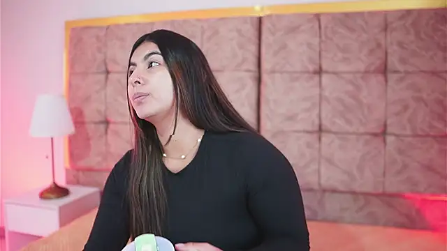 Snapshot of ShelleyMorell chatting on 02.26.26 ShelleyMorell online show from 02.26.26