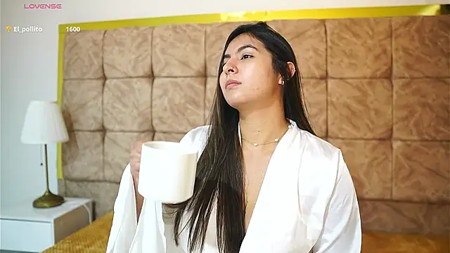 Snapshot of ShelleyMorell chatting on 03.06.26 ShelleyMorell online show from 03.06.26