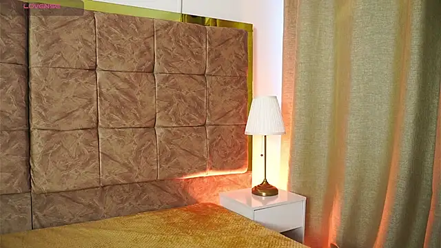 ShelleyMorell online show from 06.18.26