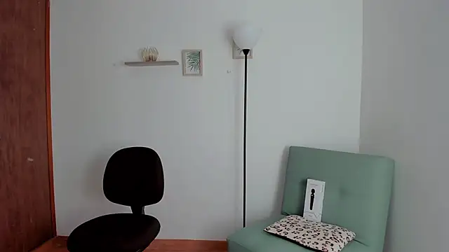 Lilabril online show from 01.14.25