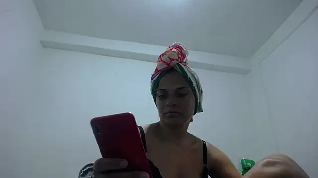 GiveLove1 online show from 01.04.25