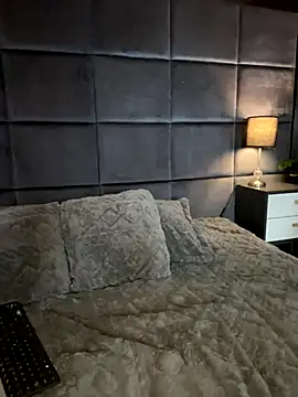 Snapshot of CHERRYY_BOMB_ chatting on 11.15.25 CHERRYY BOMB online show from 11.15.25