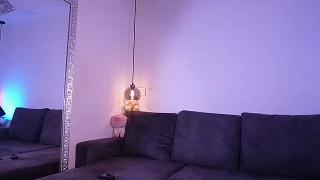 Isabella francoo online show from 05.08.26