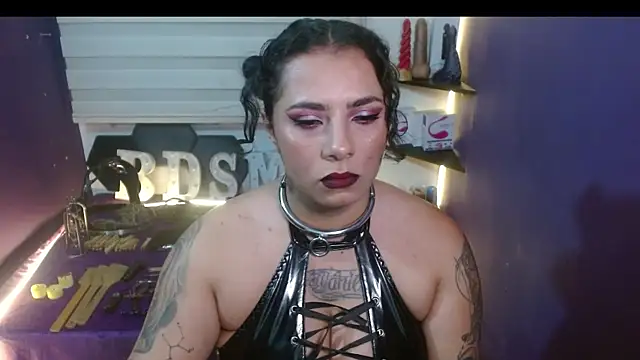 Snapshot of Alexa_Slavehot777 chatting on 11.14.25 Alexa Slavehot777 online show from 11.14.25