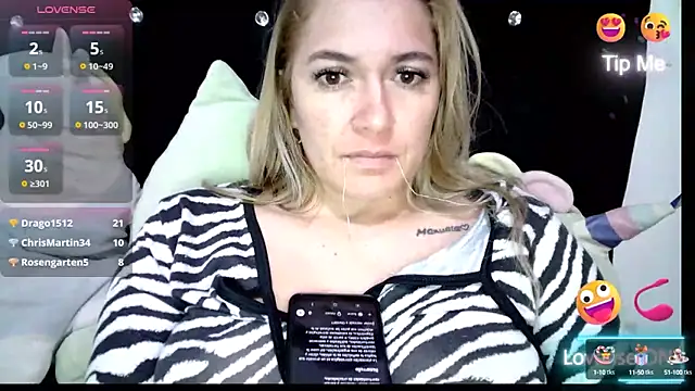 Izury Blondee online show from 03.13.25