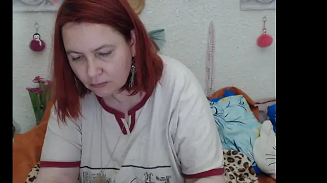 Snapshot of PlayfullMature chatting on 11.16.25 PlayfullMature online show from 11.16.25