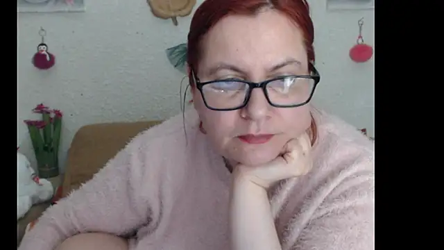 Snapshot of PlayfullMature chatting on 11.24.25 PlayfullMature online show from 11.24.25