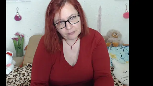 Snapshot of PlayfullMature chatting on 11.28.25 PlayfullMature online show from 11.28.25