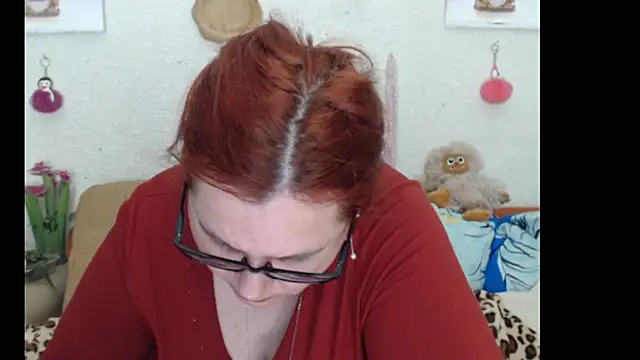 Snapshot of PlayfullMature chatting on 12.02.25 PlayfullMature online show from 12.02.25