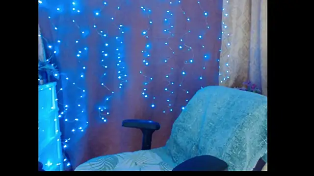 Snapshot of PlayfullMature chatting on 12.16.25 PlayfullMature online show from 12.16.25