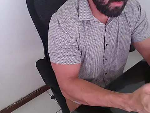 Snapshot of TopDaddy23 chatting on 03.17.26 TopDaddy23 online show from 03.17.26