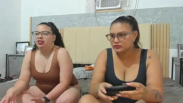 Snapshot of Danielaandximena chatting on 08.01.26 Danielaandximena online show from 08.01.26