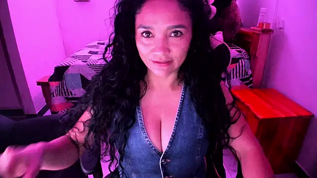 rayza mature 154 online show from 04.28.26