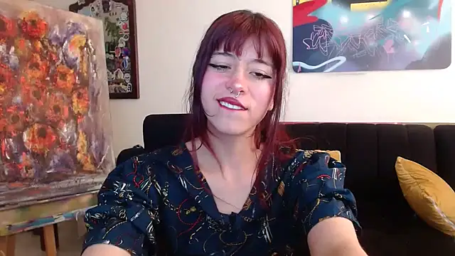 Snapshot of SuzzyyM chatting on 10.02.25 SuzzyyM online show from 10.02.25