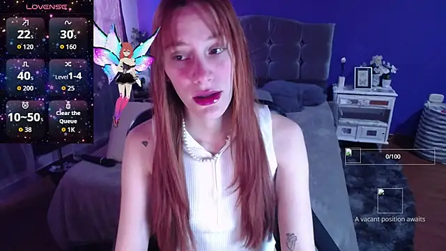 IsaBaileys  online show from 11.17.25