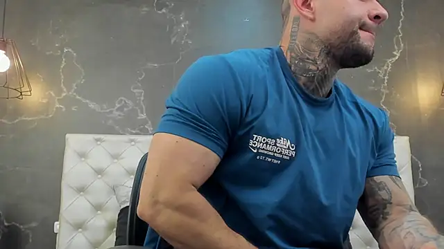 Snapshot of BruceDallas chatting on 03.05.25 BruceDallas online show from 03.05.25