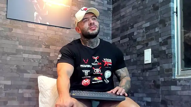 BruceDallas online show from 02.04.26