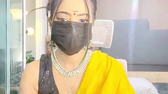 Snapshot of Monalisadon018 chatting on 12.13.25 Monalisadon018 online show from 12.13.25