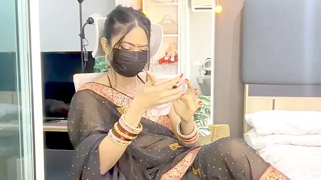 Snapshot of Monalisadon018 chatting on 01.17.26 Monalisadon018 online show from 01.17.26