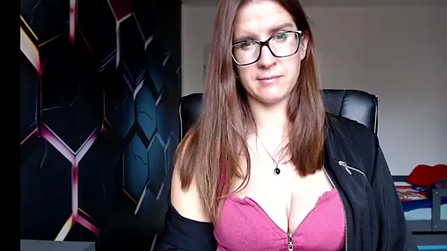 KayaRose online show from 12.04.24