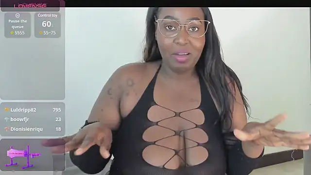 Snapshot of emilyrojas chatting on 03.06.25 emilyrojas online show from 03.06.25