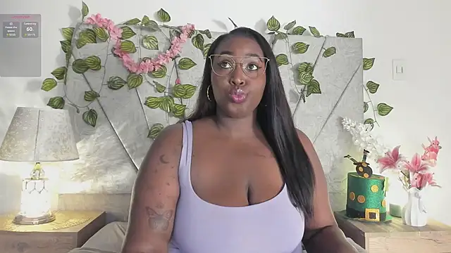 Snapshot of emilyrojas chatting on 03.14.25 emilyrojas online show from 03.14.25