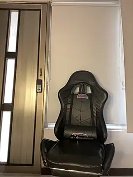 Snapshot of emilyrojas chatting on 10.30.25 emilyrojas online show from 10.30.25