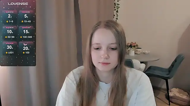 Snapshot of Alyaley chatting on 06.03.26 Alyaley online show from 06.03.26