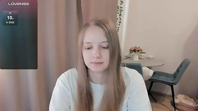 Snapshot of Alyaley chatting on 06.06.26 Alyaley online show from 06.06.26