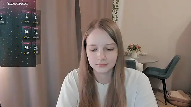 Snapshot of Alyaley chatting on 06.24.26 Alyaley online show from 06.24.26