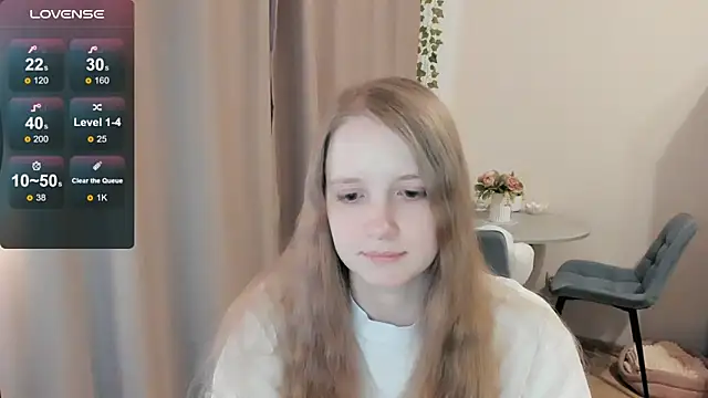 Snapshot of Alyaley chatting on 06.27.26 Alyaley online show from 06.27.26