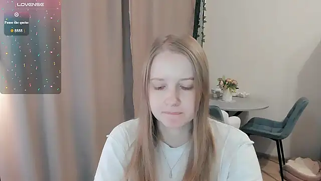 Snapshot of Alyaley chatting on 07.12.26 Alyaley online show from 07.12.26