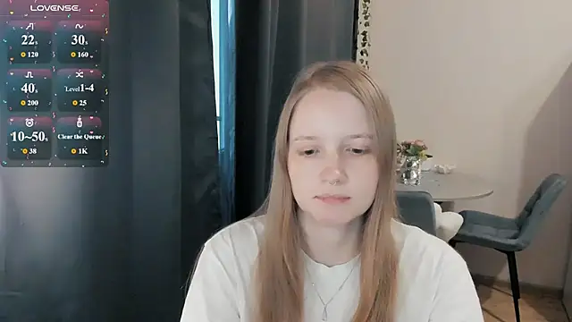 Snapshot of Alyaley chatting on 07.31.26 Alyaley online show from 07.31.26