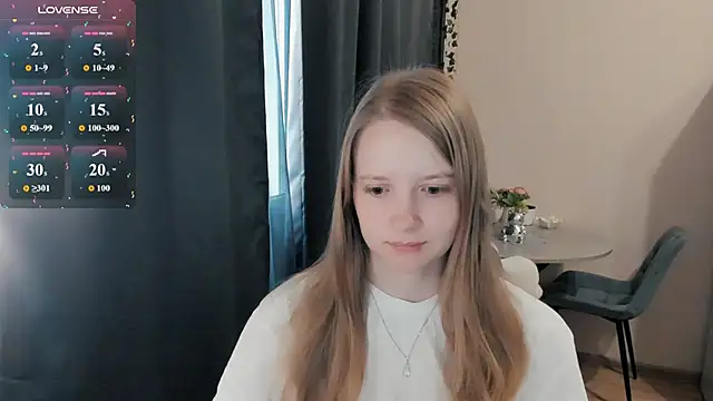 Snapshot of Alyaley chatting on 08.03.26 Alyaley online show from 08.03.26